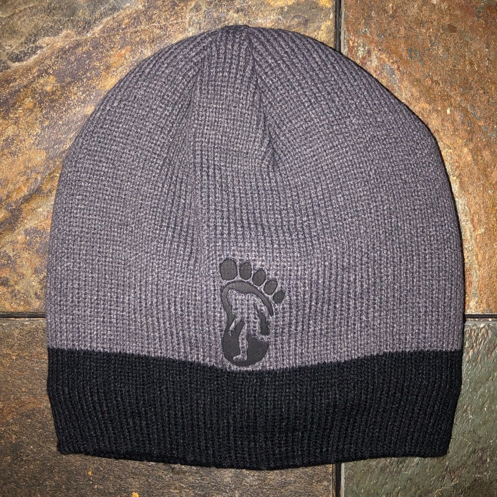 Bigfoot Footprint Dark Gray Two-Tone Knit Adult Hat Faux Fur Lining NEW